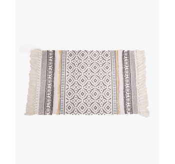 Tufted Embroidery Rug
